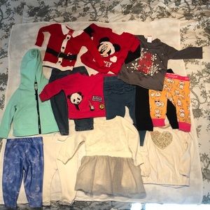 Assorted 12 month pieces. (21 pieces)